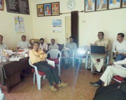 Prof.-Ayub-Shaikh-interacting-with-a-college-2-640x480