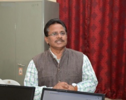 Prof.-Kangude-Delevering-a-lecture-at-Anagar-2-640x480